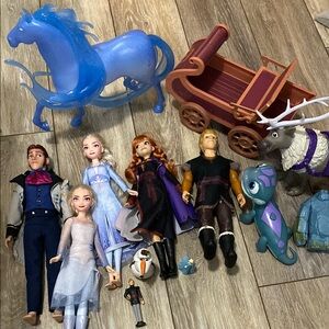 Frozen Character Toy Set with Blue Horse